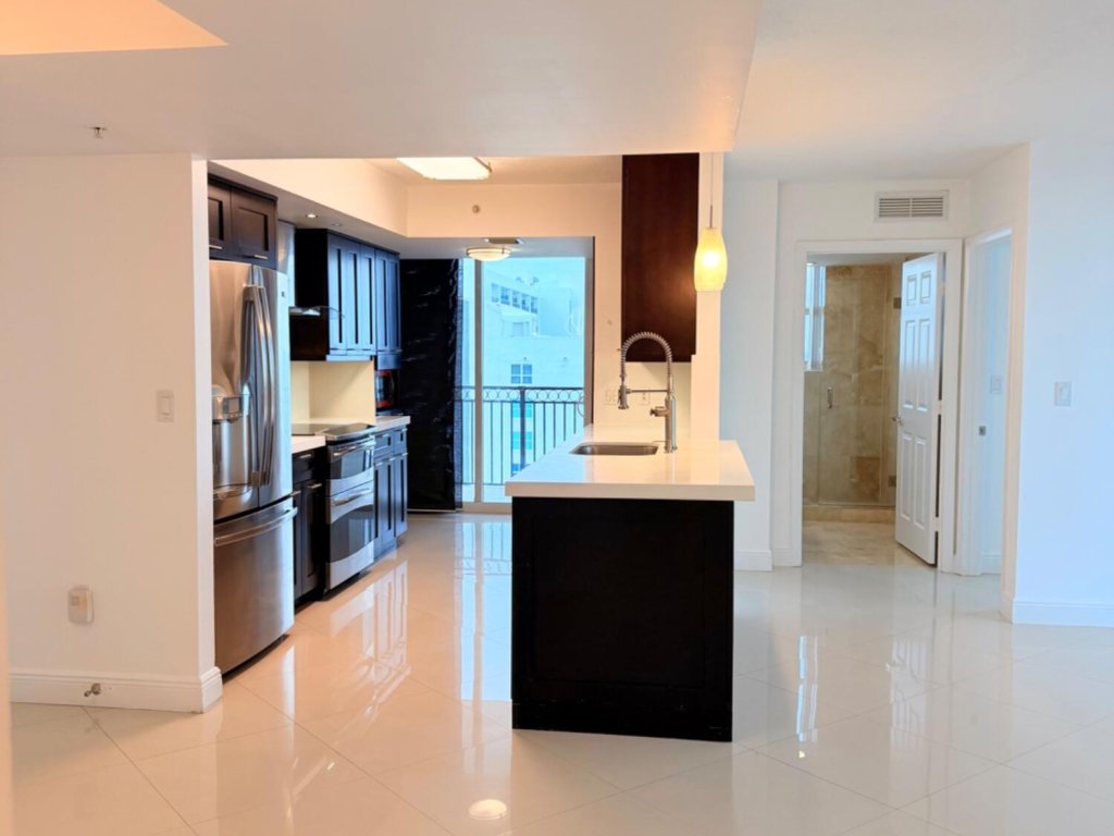 Gables Marquis, Coral Gables property management
