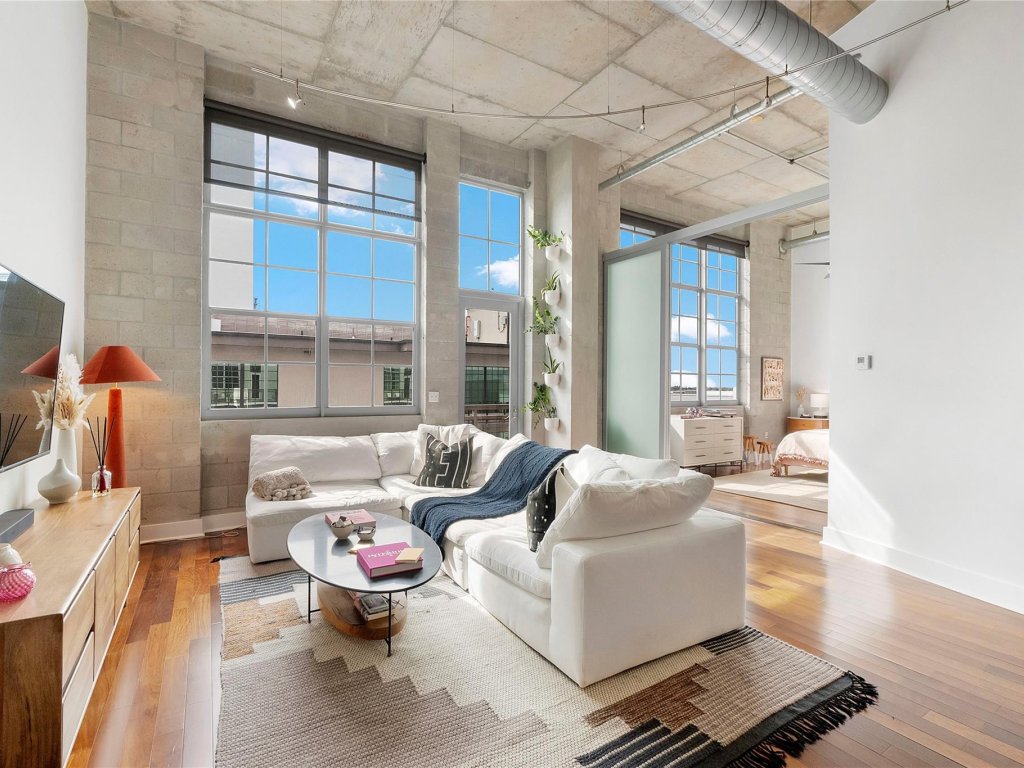 Foundry Lofts, Fort Lauderdale property management