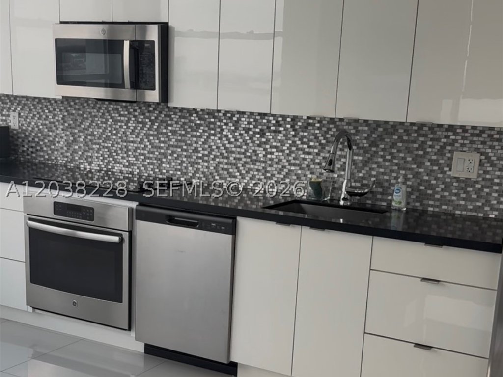 Majorca Towers, North Miami property management
