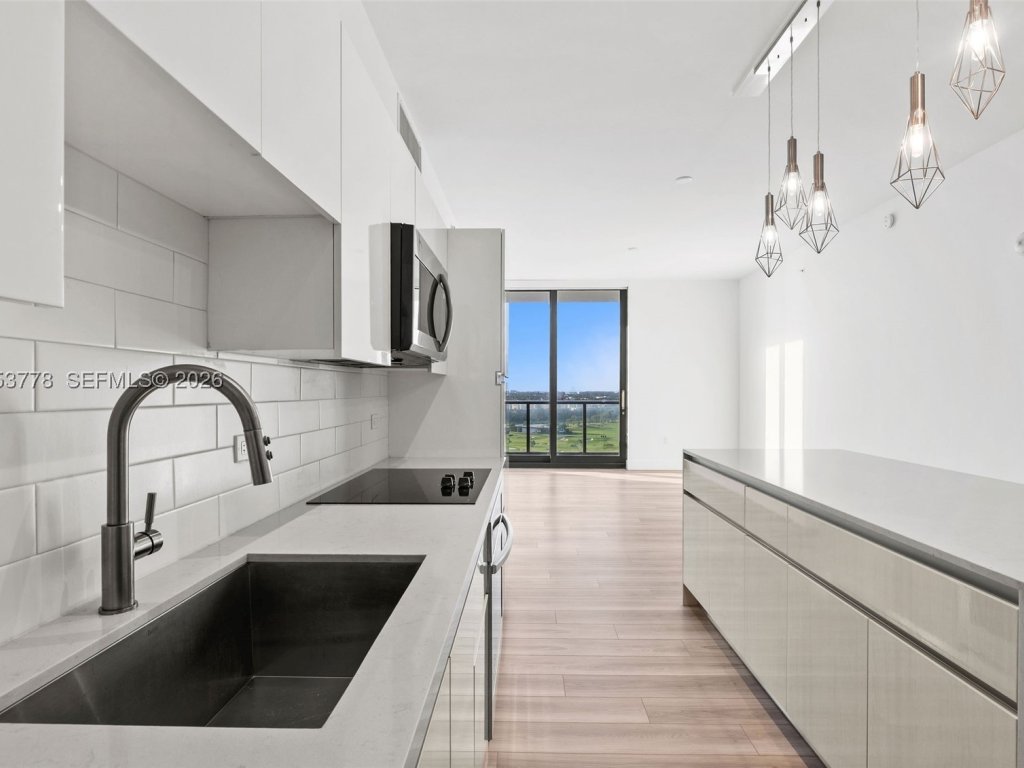 Mondrian Hallandale, Hallandale Beach property management