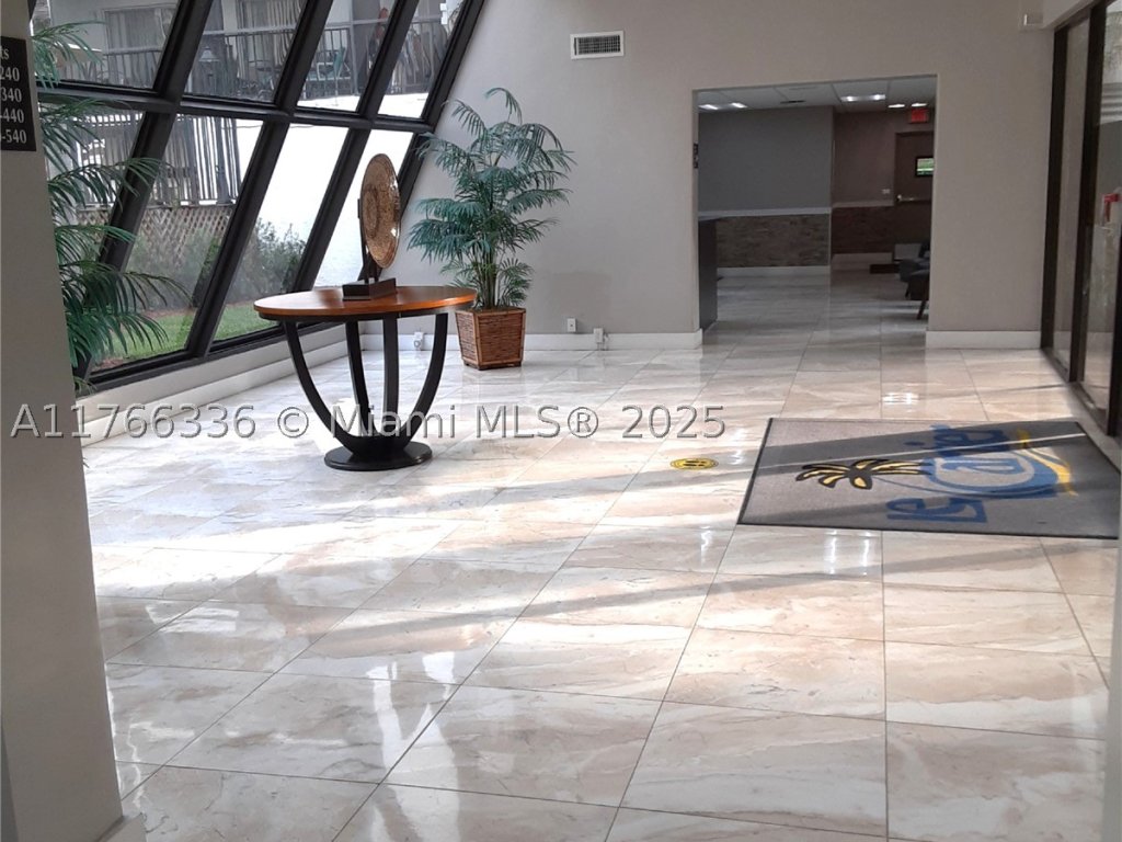 Le Cartier, Sunny Isles Beach property management