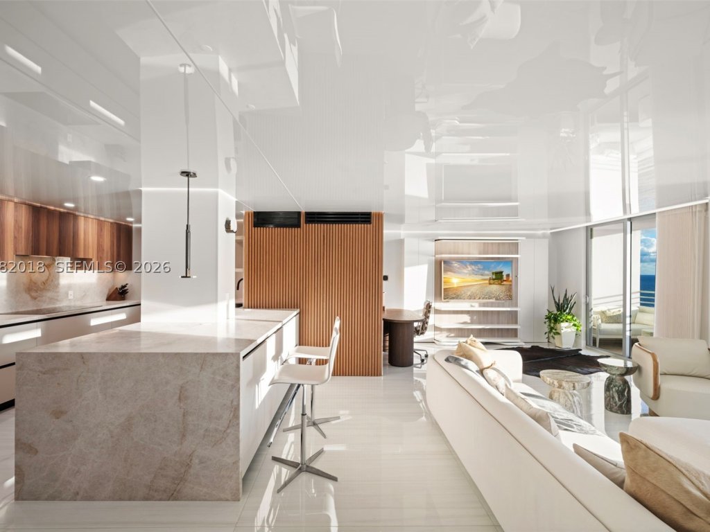 Oceanside Plaza, Miami Beach property management