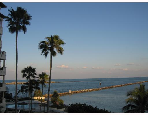 Villa Del Mare, Fisher Island property management