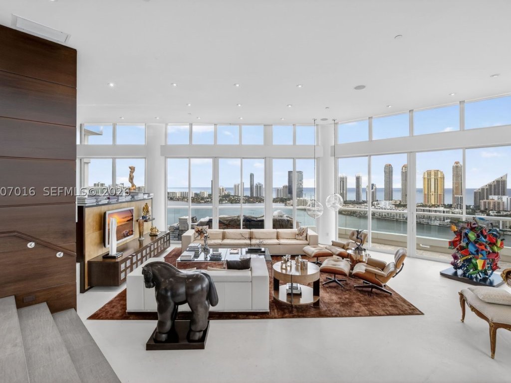 Williams Island 2600, Aventura property management