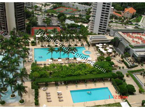 Fortune House, Brickell property management