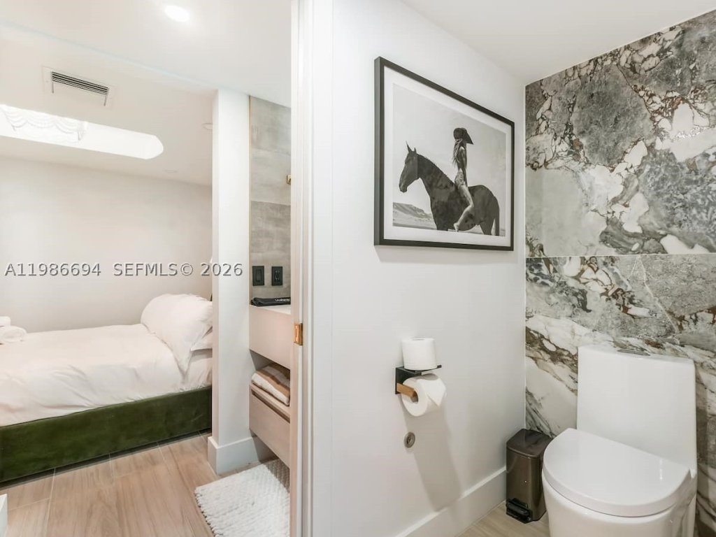 The Mercury, South of 5th (SoFi) property management