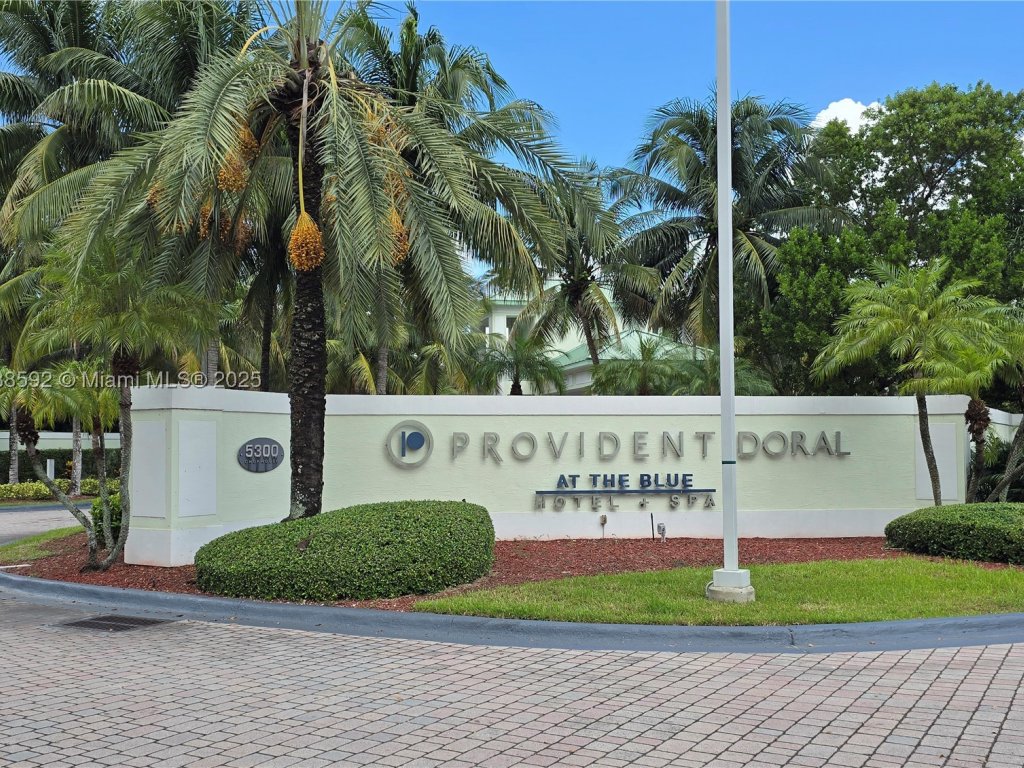 The Blue Doral, Doral property management