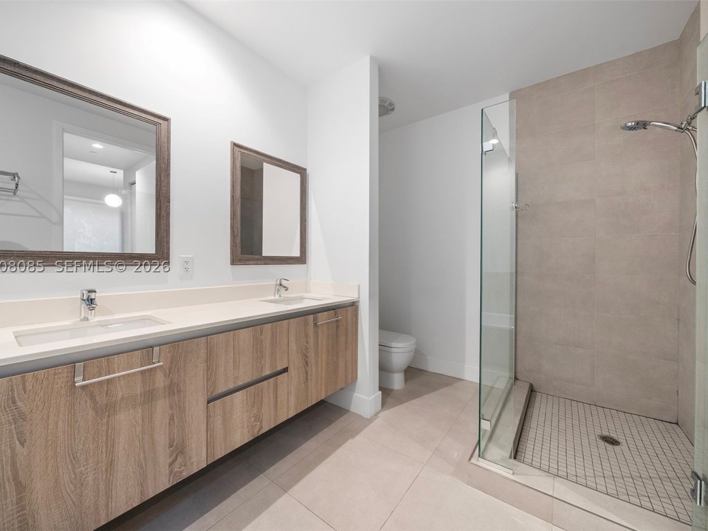 Eleven in the Roads, Brickell property management