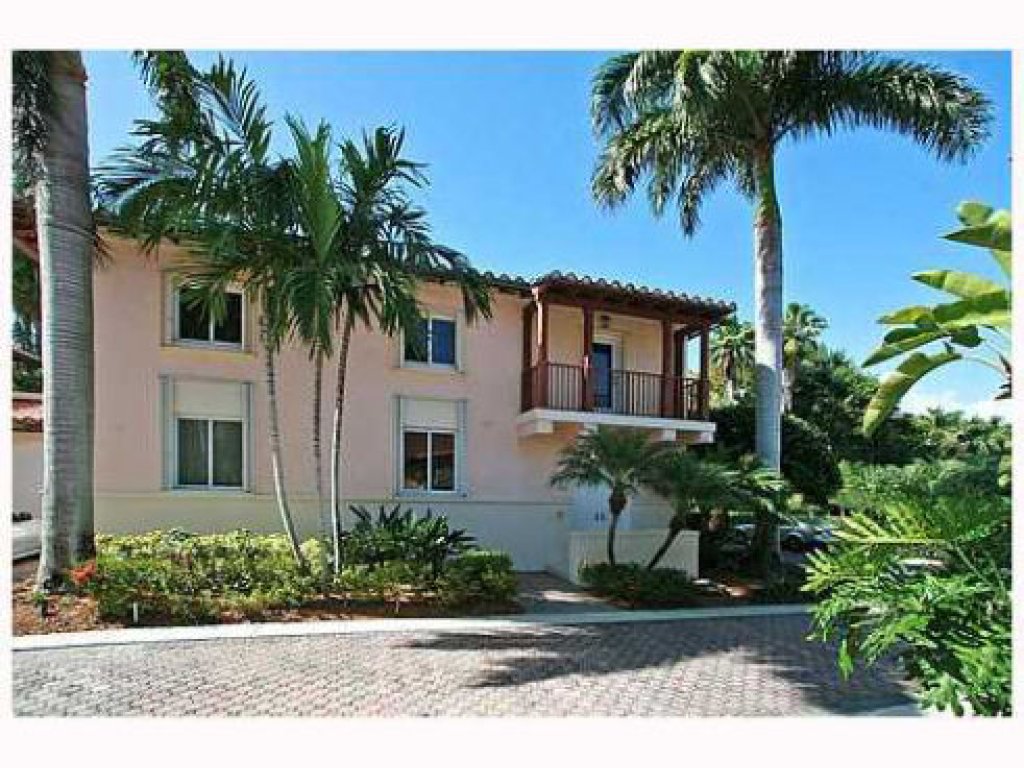 Deering Bay Club Villas, Coral Gables property management