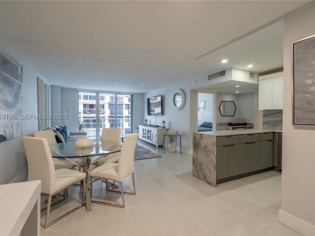 Arlen Beach, Miami Beach property management