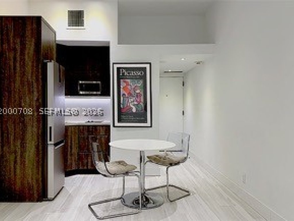 Brickell Place IV, Brickell property management