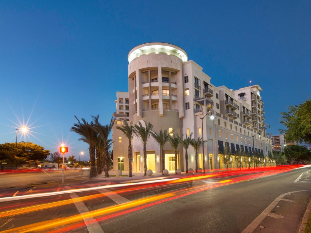 Gables Ponce, Coral Gables property management
