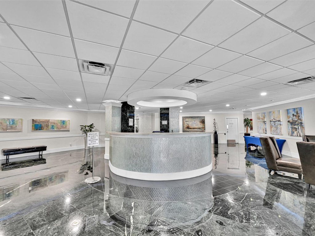 Royal Ambassador, Fort Lauderdale property management