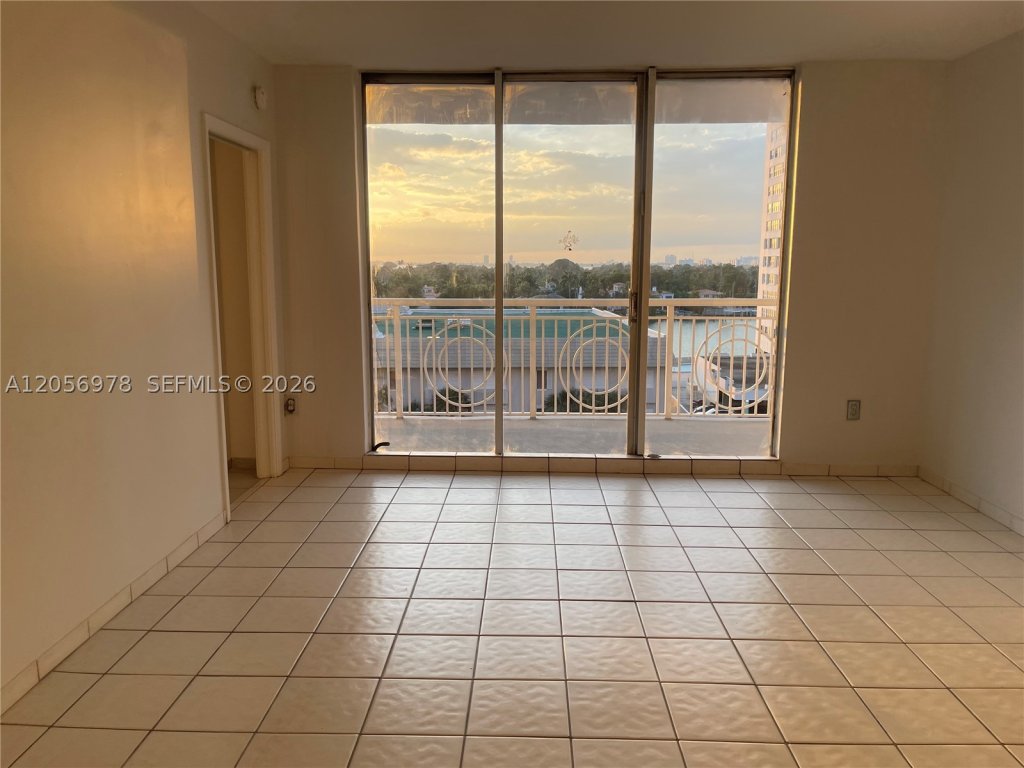 Corinthian Condo, Miami Beach property management