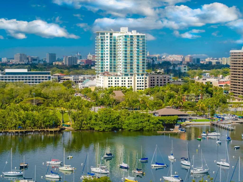 Mutiny Park, Coconut Grove property management