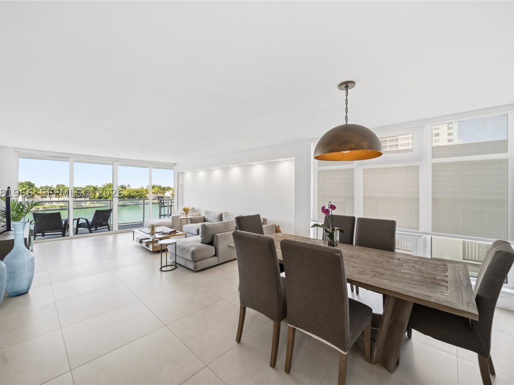 Royal Embassy, Miami Beach property management
