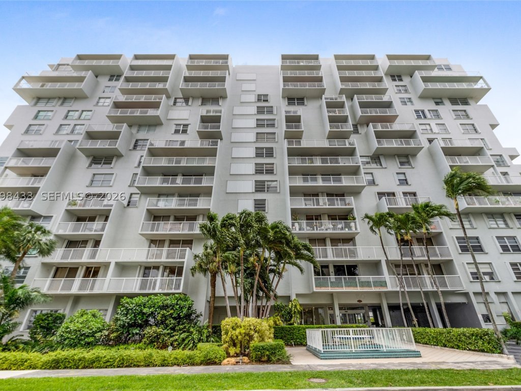 Brickell Biscayne, Brickell property management
