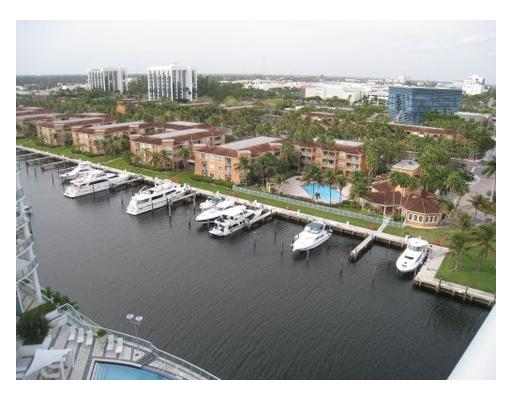 Atrium Aventura, Aventura property management