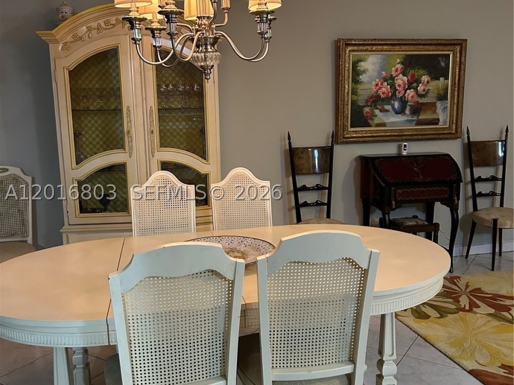 Cambridge Towers, Hollywood property management