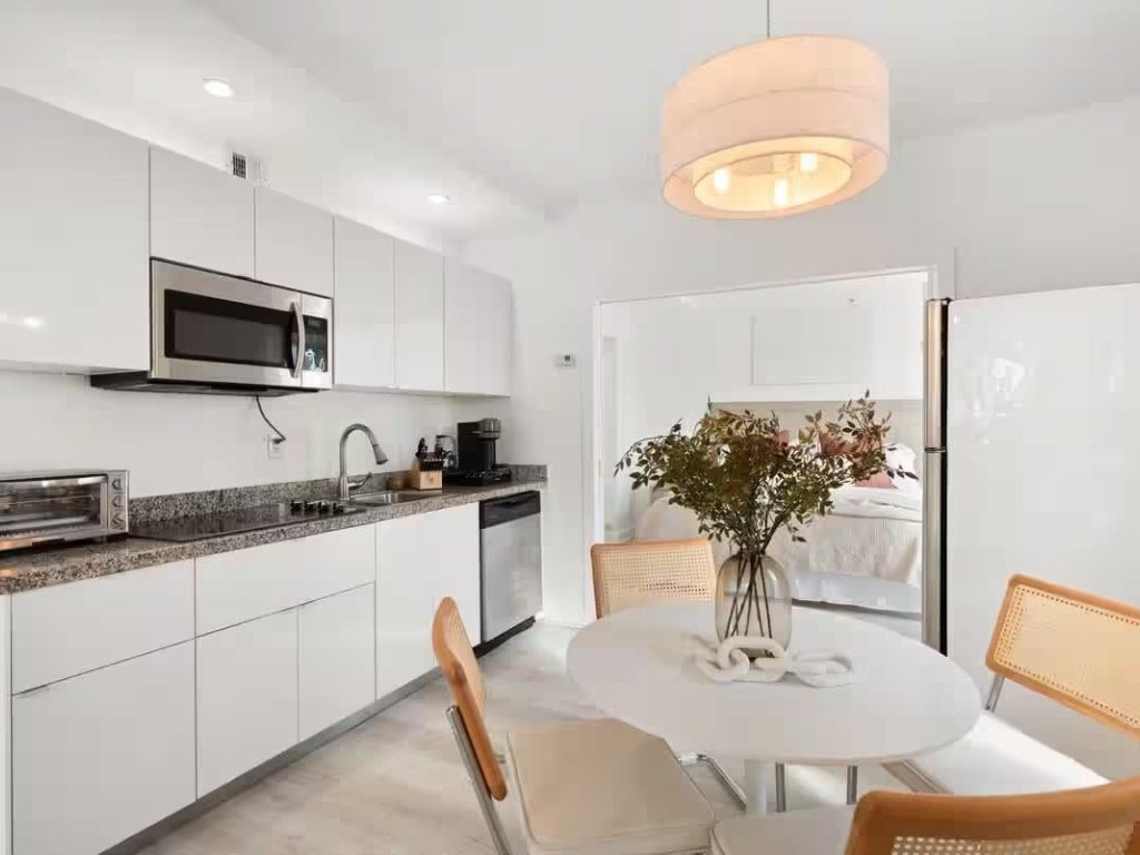 Barbizon Beach Club, South Beach (SoBe) property management