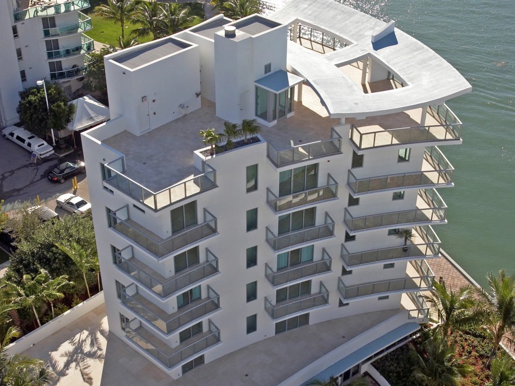 Capri Marina Grande, South Beach (SoBe) property management