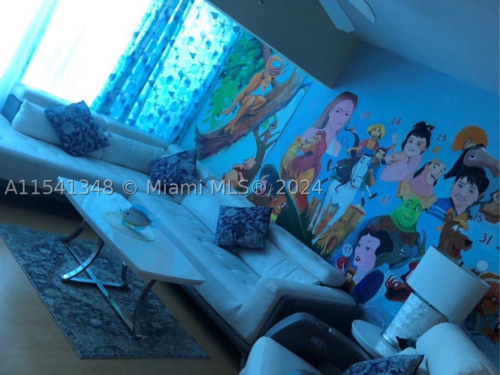 Castle Beach Club, Miami Beach property management