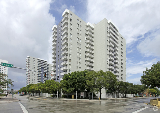 Madison Miami, Downtown Miami property management