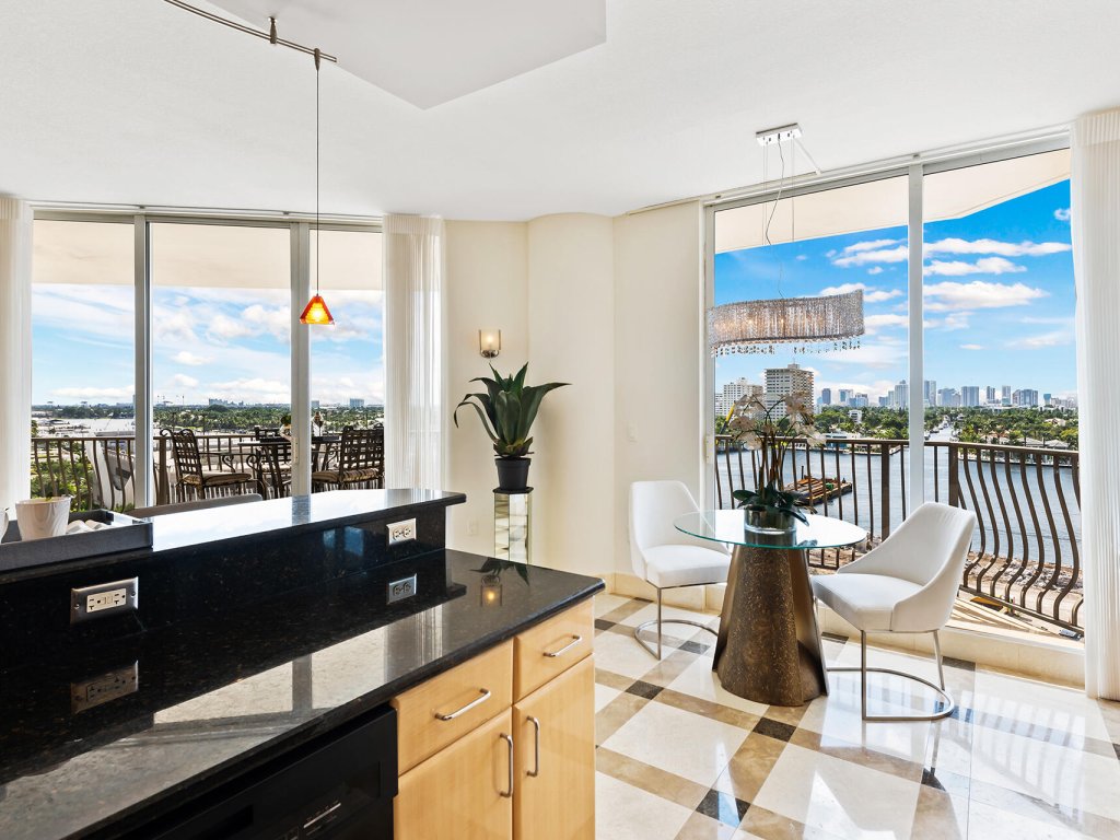 Jackson Tower, Fort Lauderdale property management