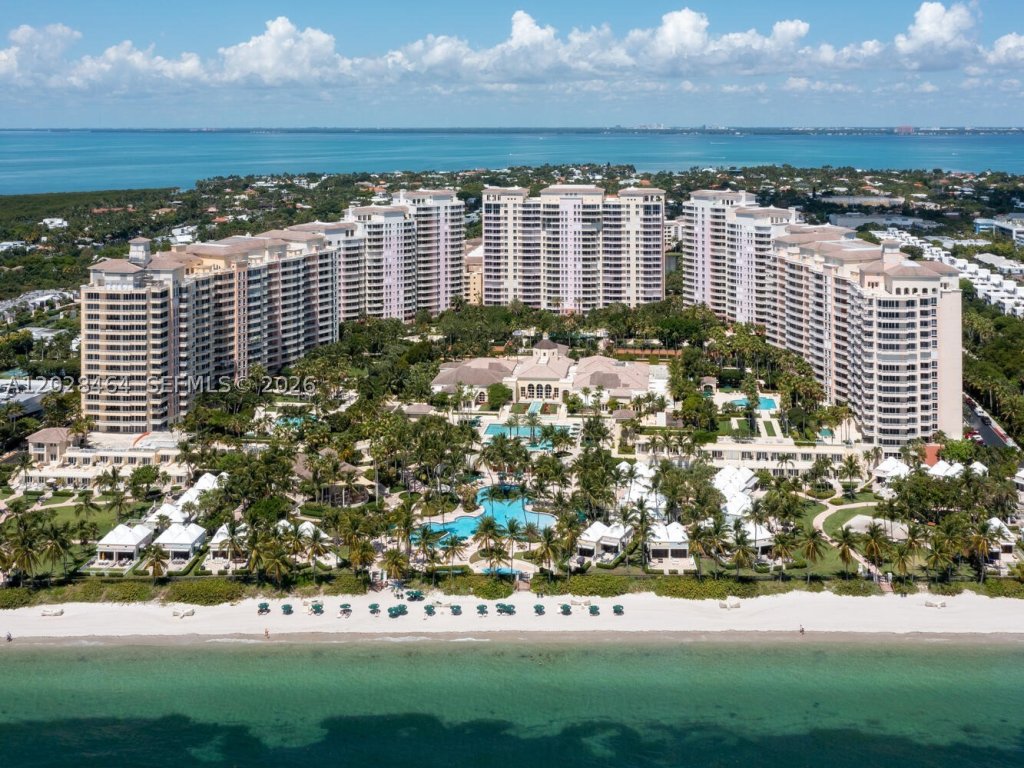Club Tower Three, Key Biscayne property management