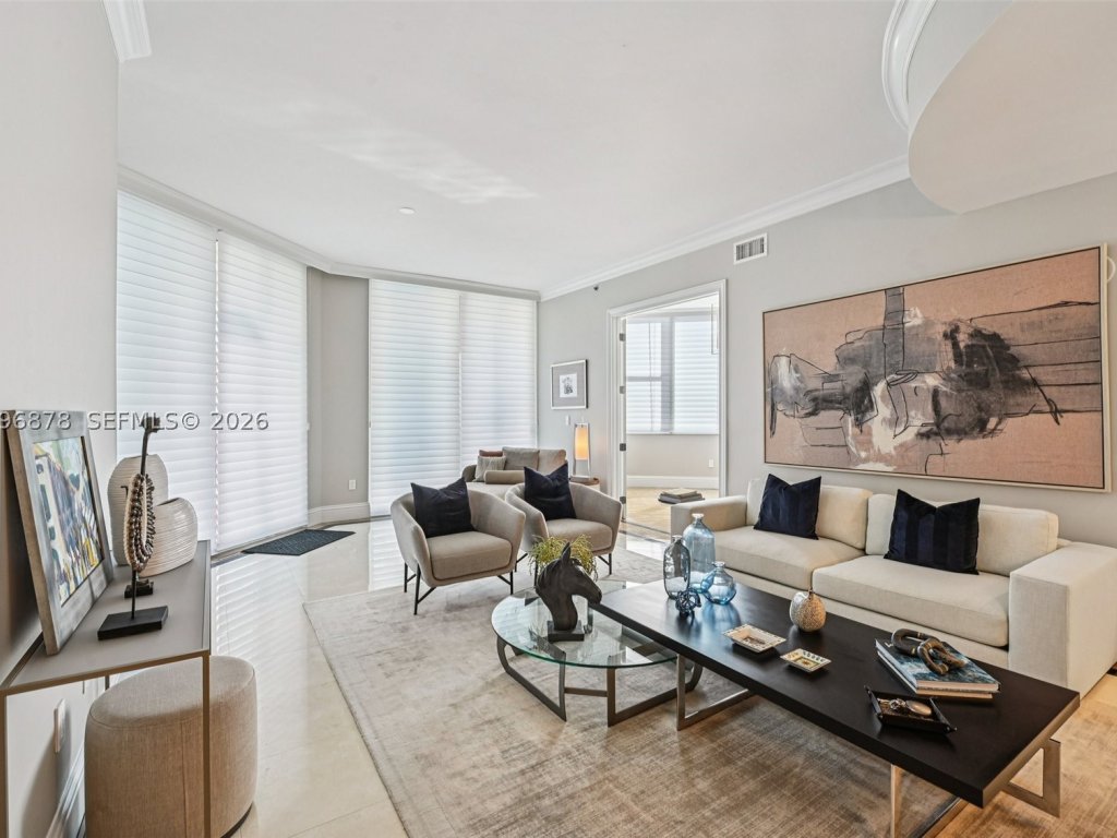 Gables On The Green, Coral Gables property management