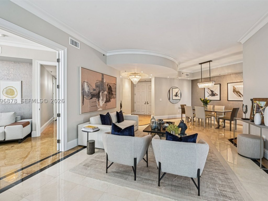Gables On The Green, Coral Gables property management