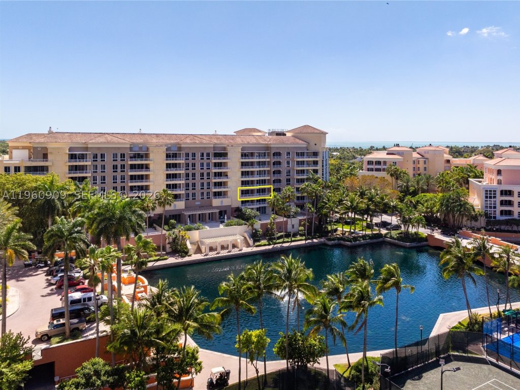 Ocean Club Lake Tower, Key Biscayne property management