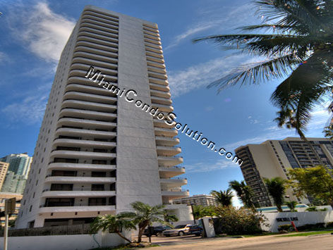 Brickell East, Brickell property management