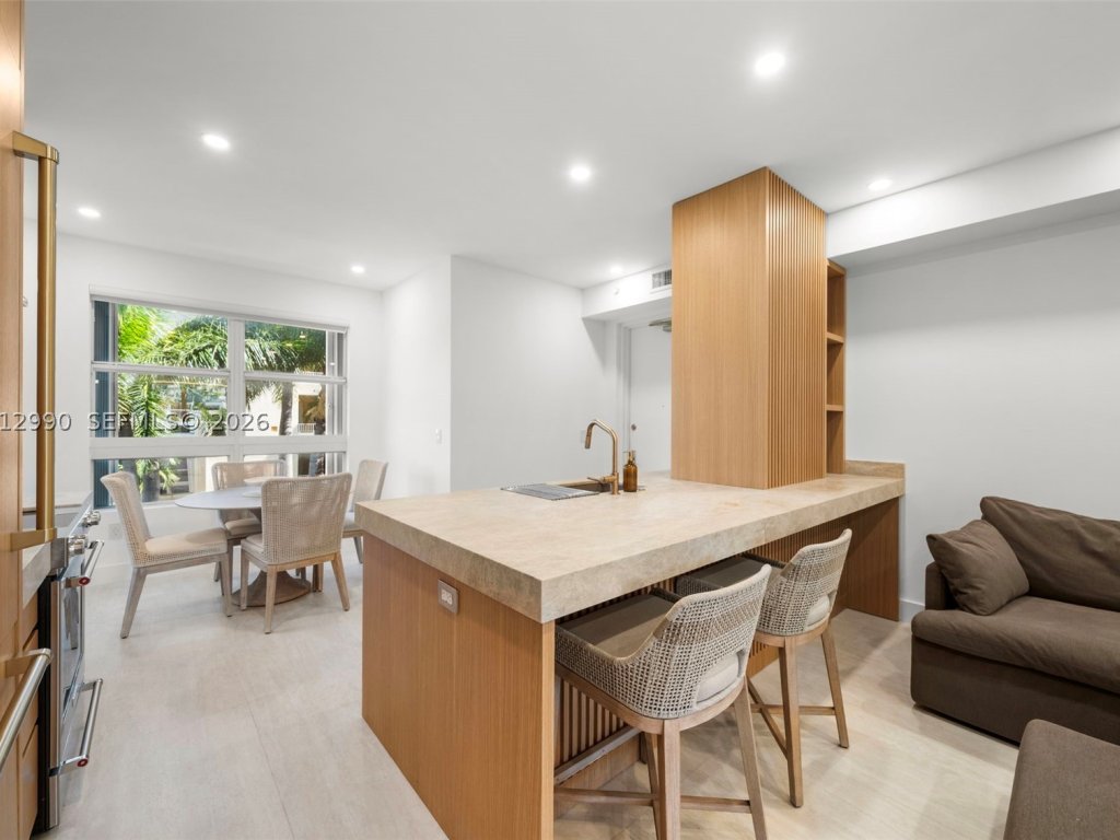 Ocean Club Resort Villa One, Key Biscayne property management