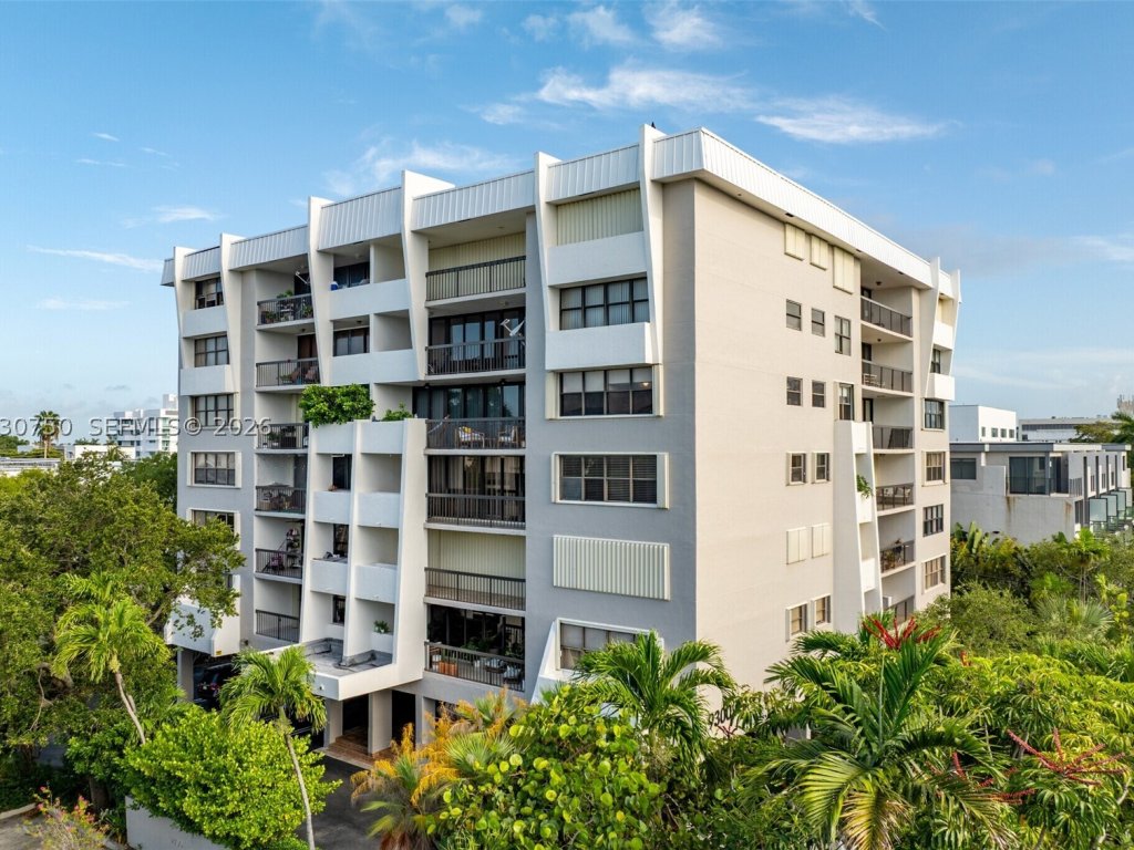 9300 Harbor Terrace, Bay Harbor Islands property management