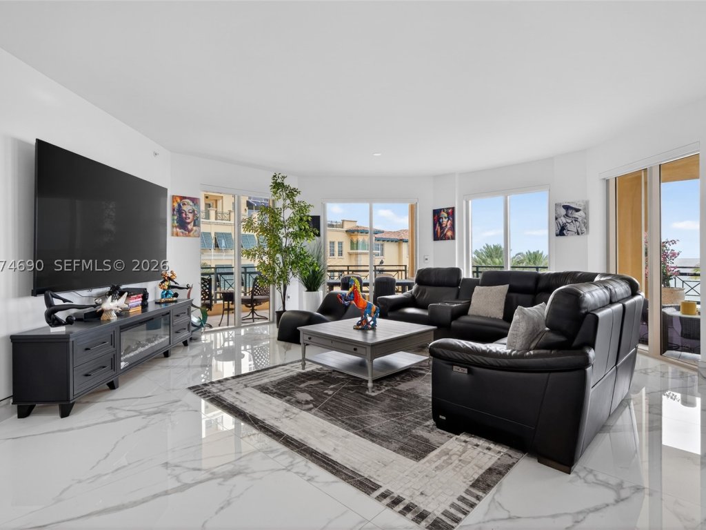 Positano Beach, Hollywood property management