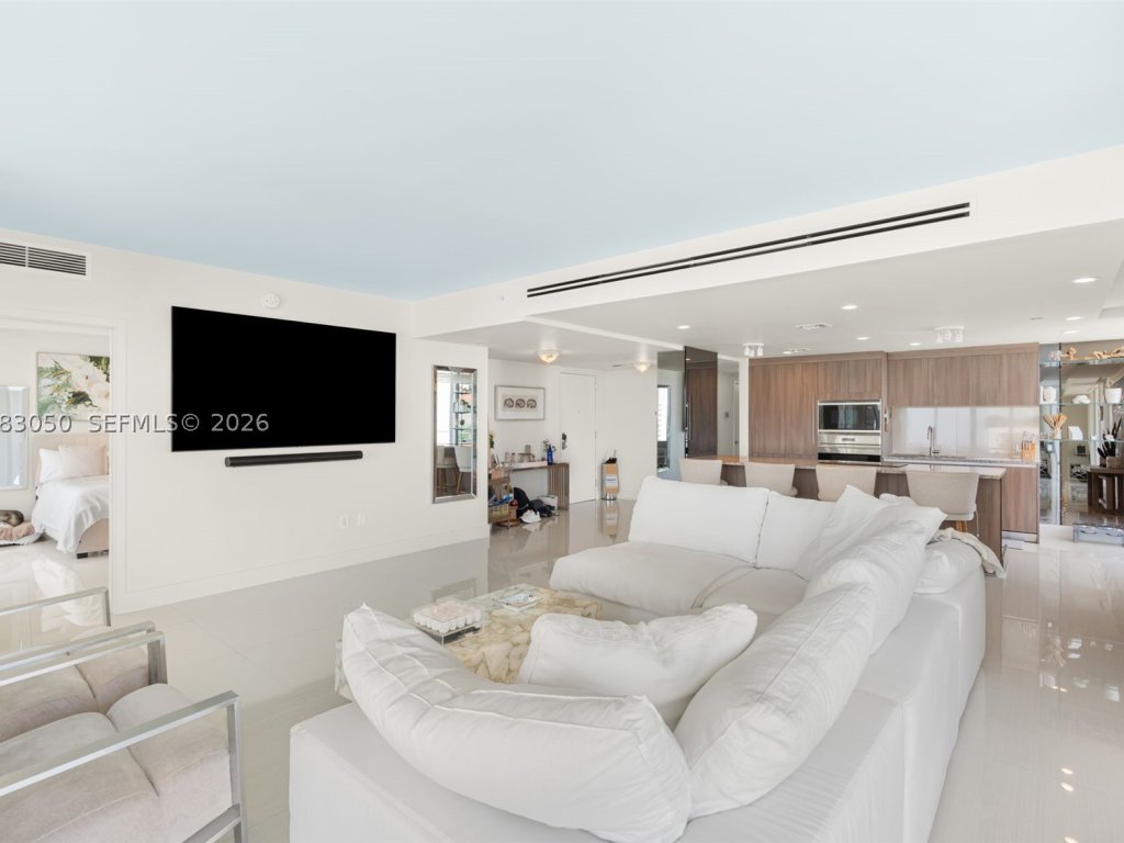 Pearl House, Bay Harbor Islands property management