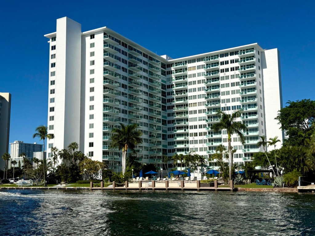 Coral Ridge Towers, Fort Lauderdale property management