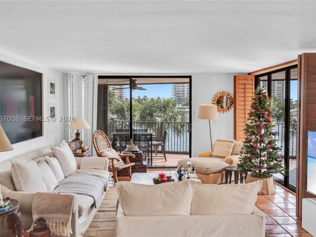 Port Bywater, Coconut Grove property management