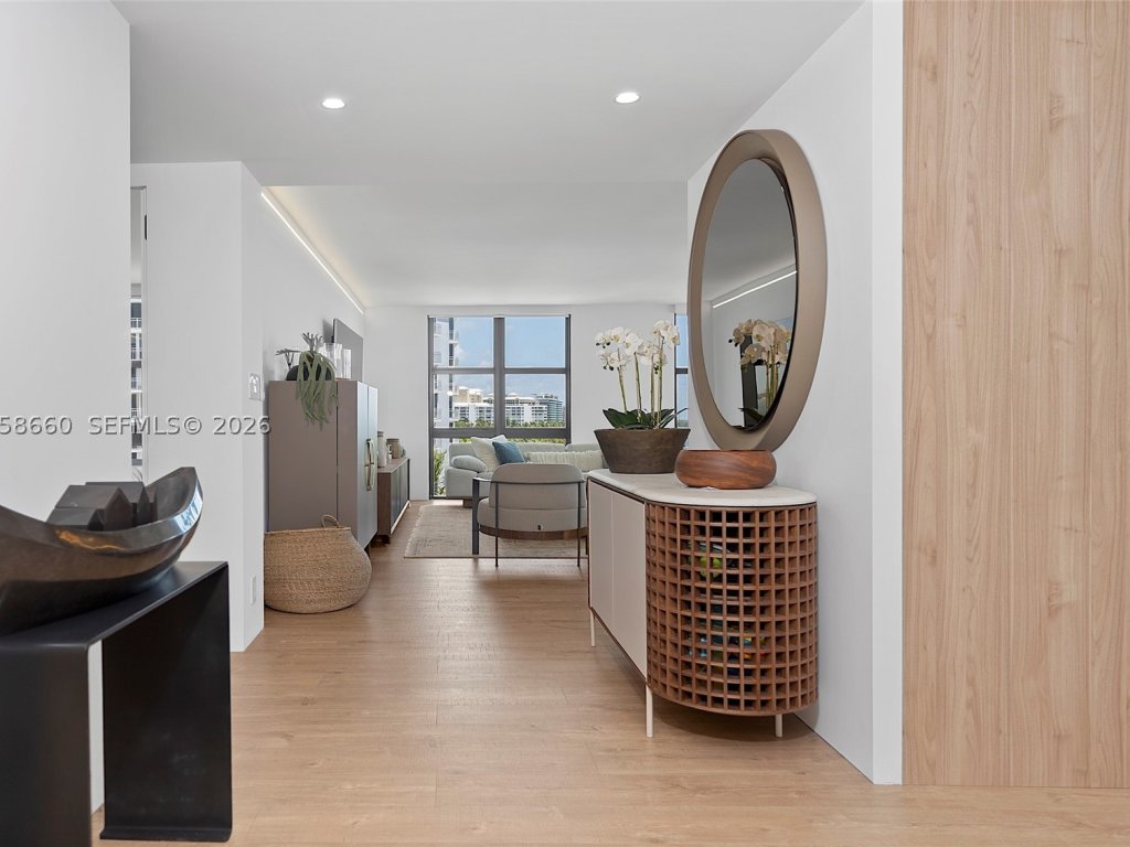 Towers of Key Biscayne, Key Biscayne property management