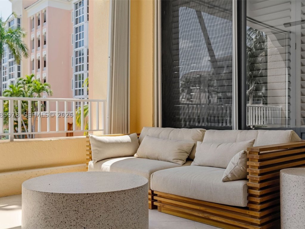 Ocean Club Lake Villa One, Key Biscayne property management