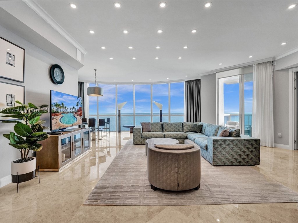 Trump Palace, Sunny Isles Beach property management