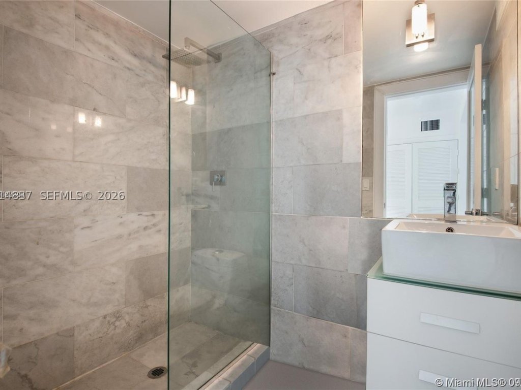 Jefferson Condo, South Beach (SoBe) property management