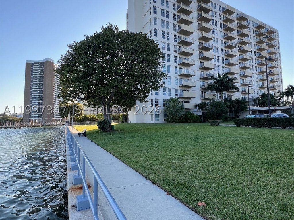 Clipper, Midtown Miami & Edgewater property management