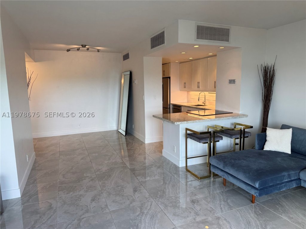 Clipper, Midtown Miami & Edgewater property management