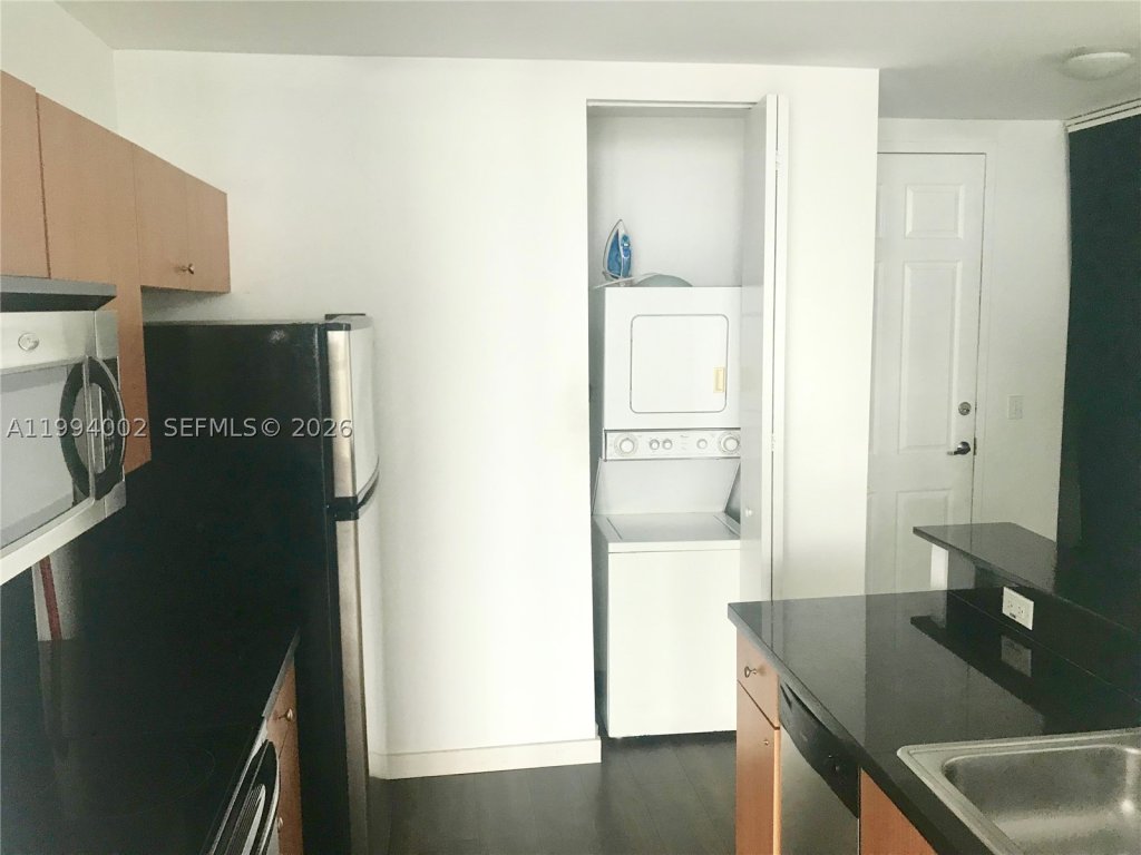 Edgewater Lofts, Midtown Miami & Edgewater property management