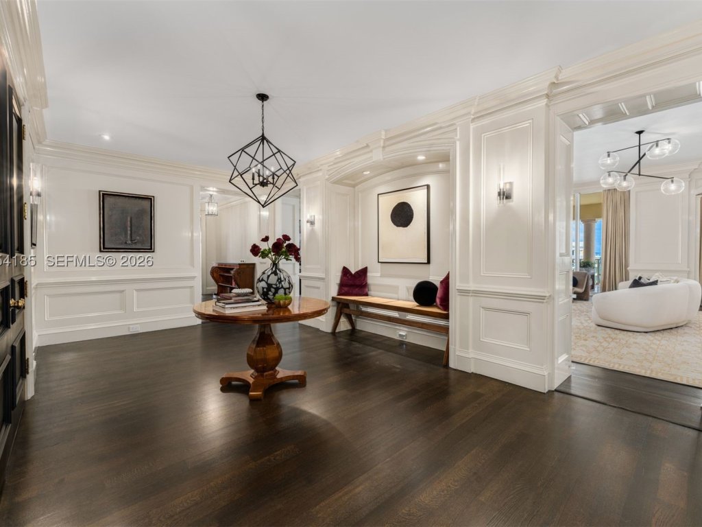 Grand Bay Residences, Key Biscayne property management