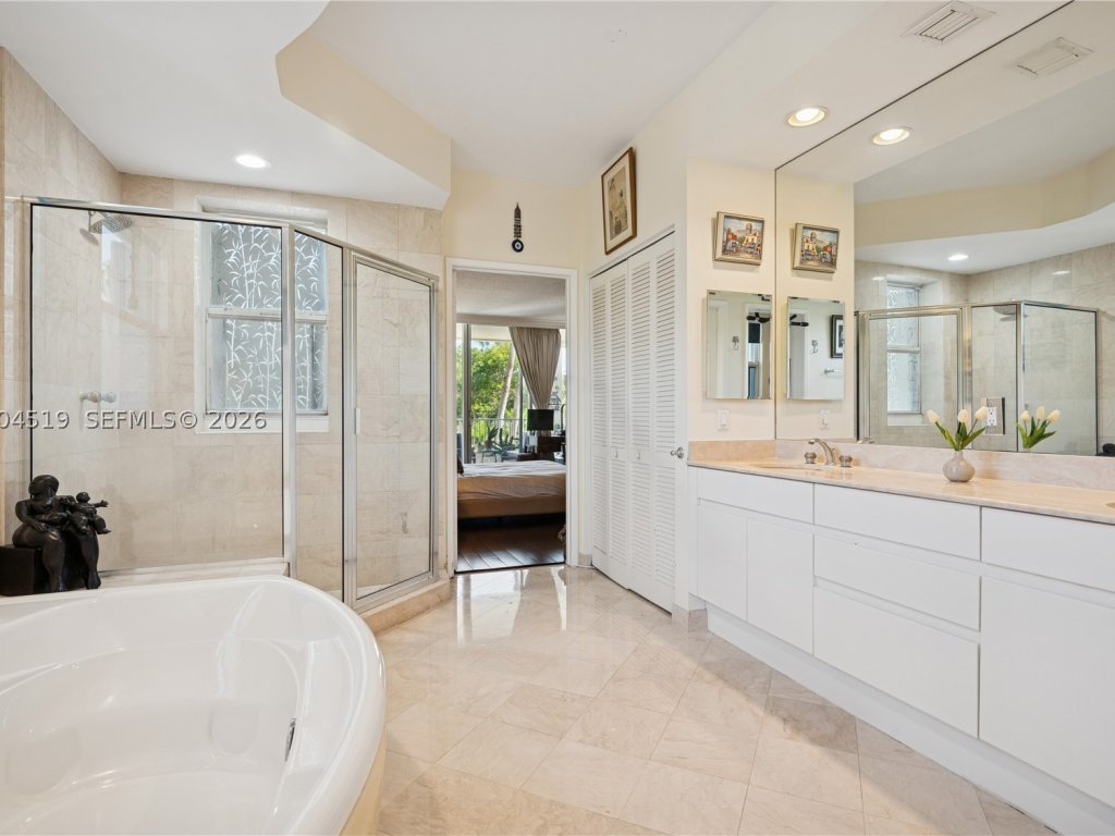 Ocean Club Resort Villa Two, Key Biscayne property management
