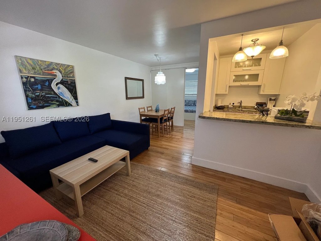 Sunrise Club, Key Biscayne property management