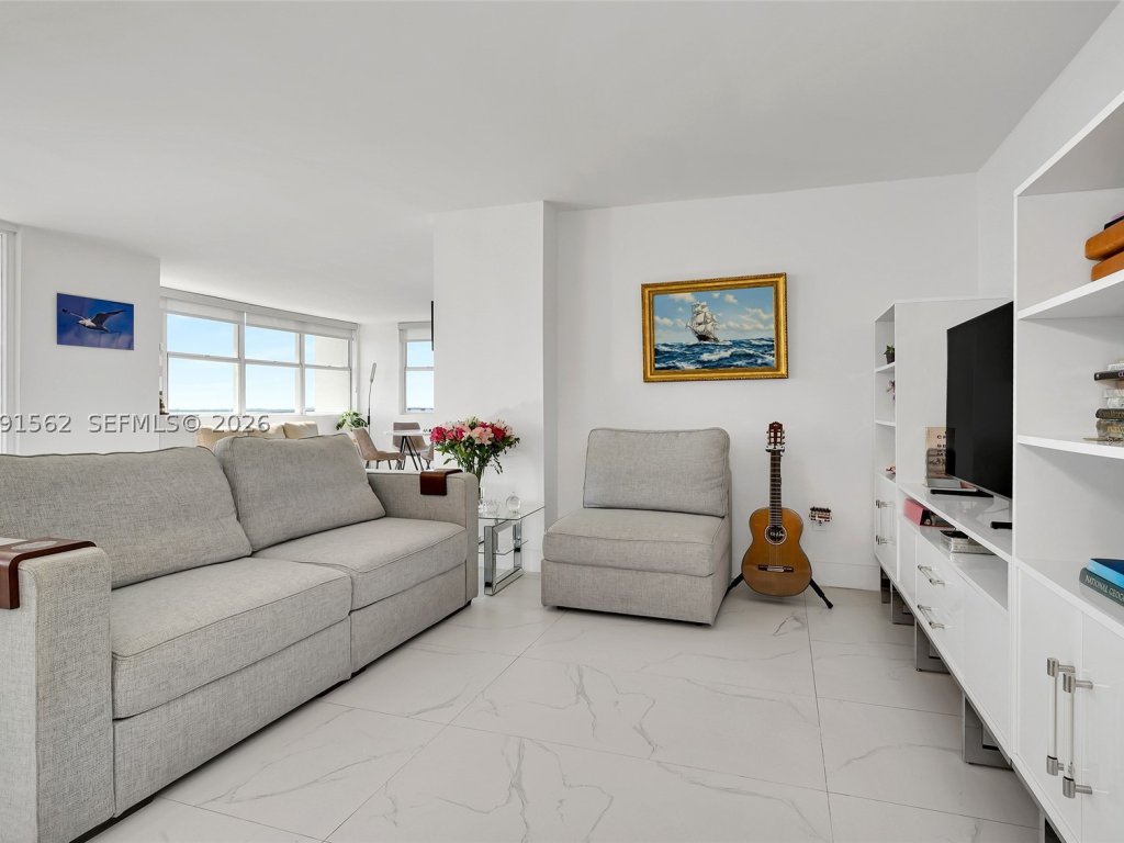 Bayshore Place, Brickell property management